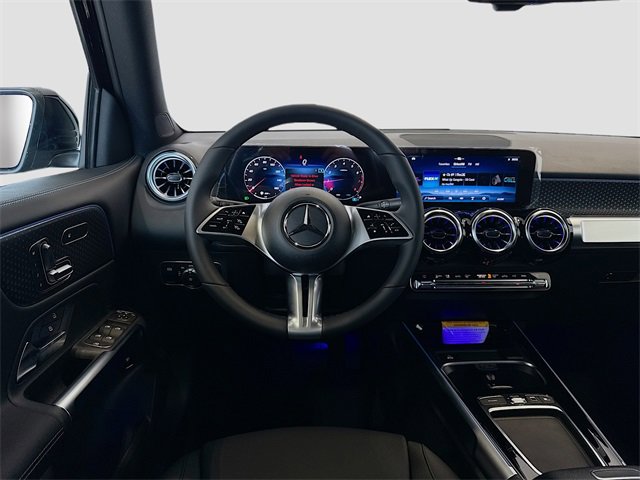 New 2025 Mercedes-Benz GLB 250 4MATIC image 5