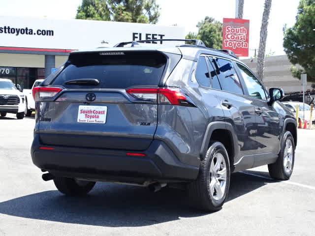 Used 2025 Toyota RAV4 XLE w/ Convenience Package FWD image 13