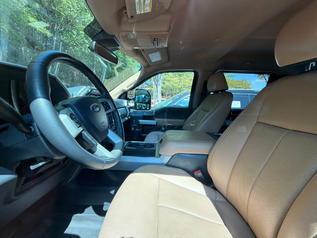 Used 2022 Ford F250 Lariat w/ Lariat Value Package AWD/4WD image 4