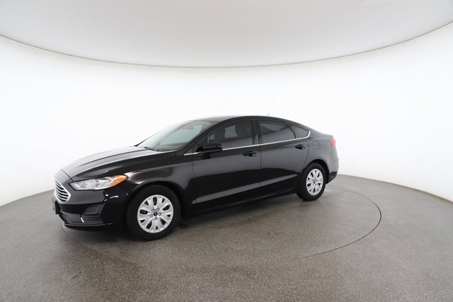 Used 2019 Ford Fusion S image 3