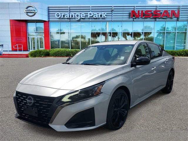 Used 2023 Nissan Altima 2.5 SR image 4