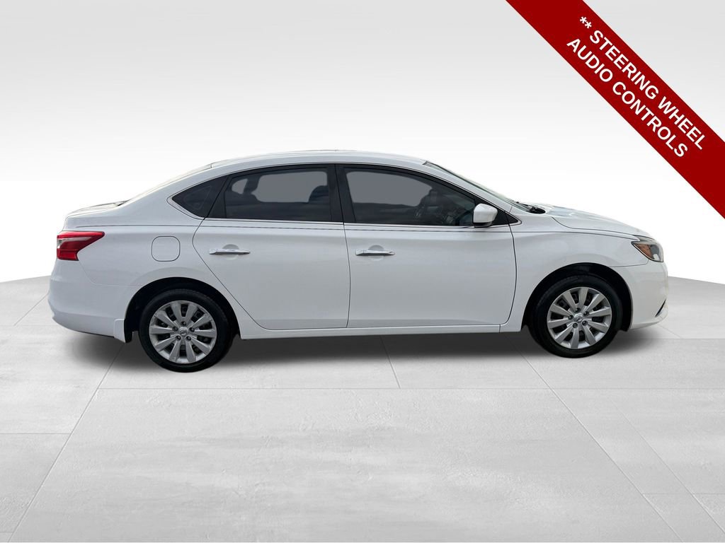 Used 2019 Nissan Sentra S image 9