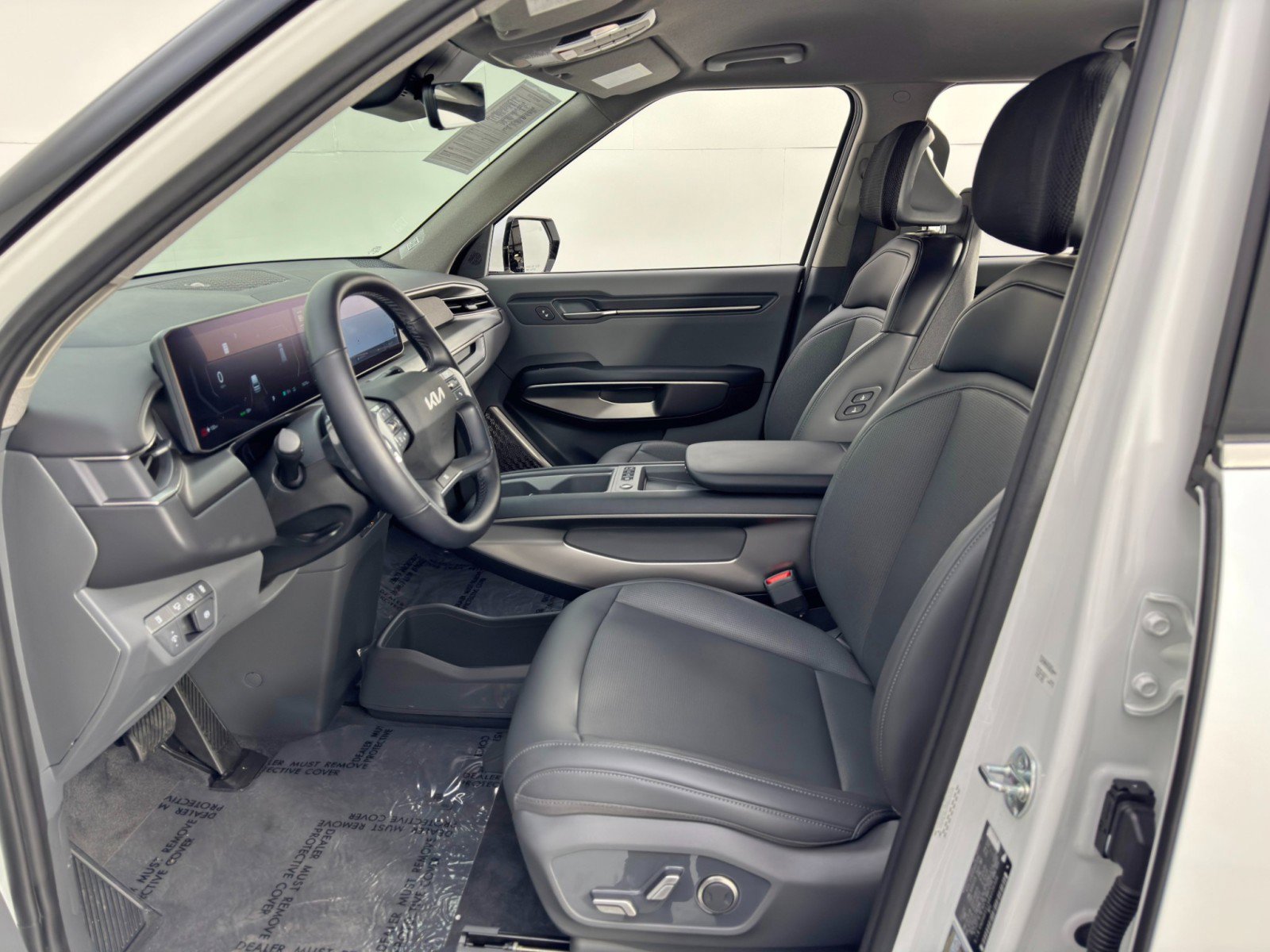 Used 2024 Kia EV9 Light Long Range image 15