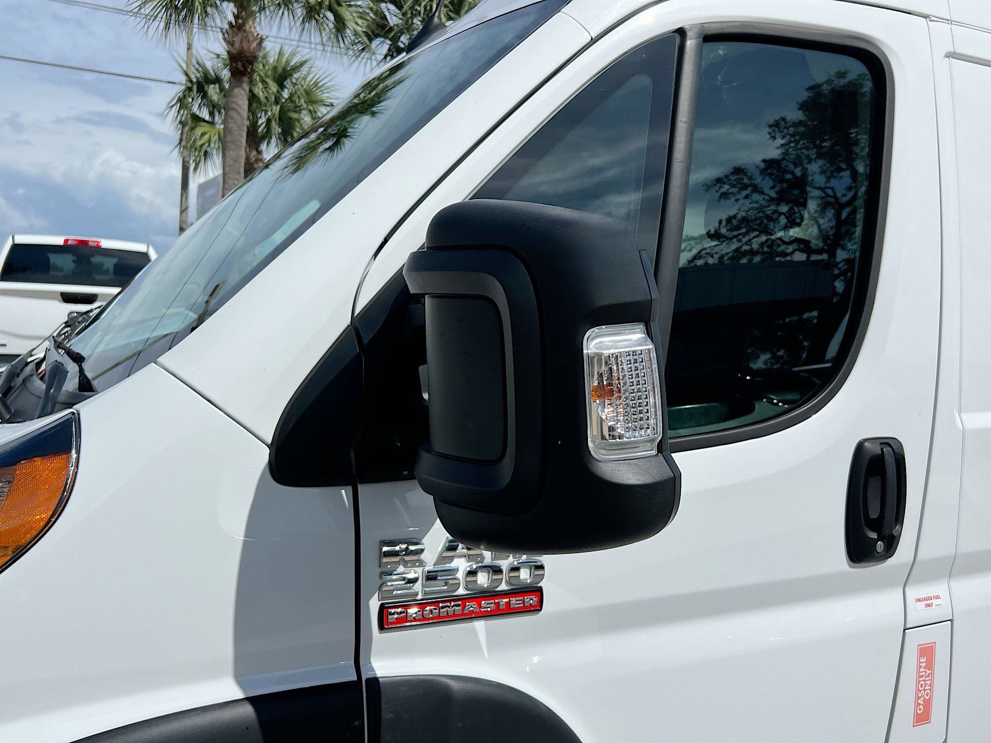 Used 2022 RAM ProMaster 2500 w/ Convenience Group image 12