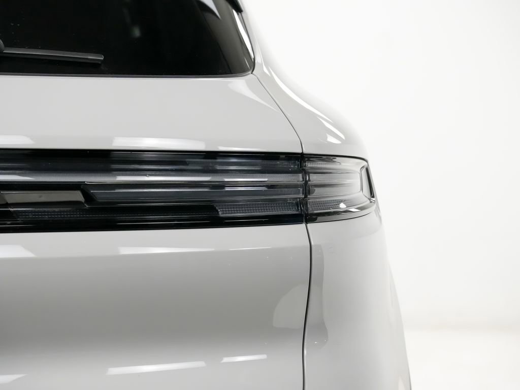 New 2026 Porsche Cayenne GTS AWD/4WD image 12