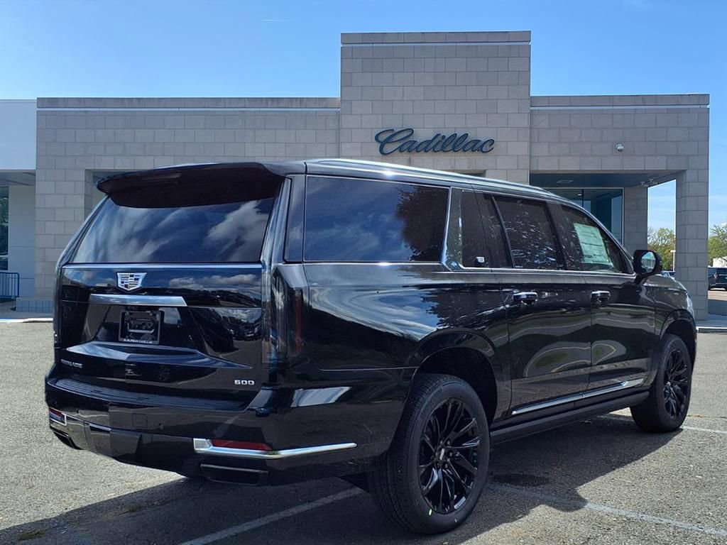 New 2026 Cadillac Escalade ESV Luxury w/ LPO, Floor Liner Package image 4