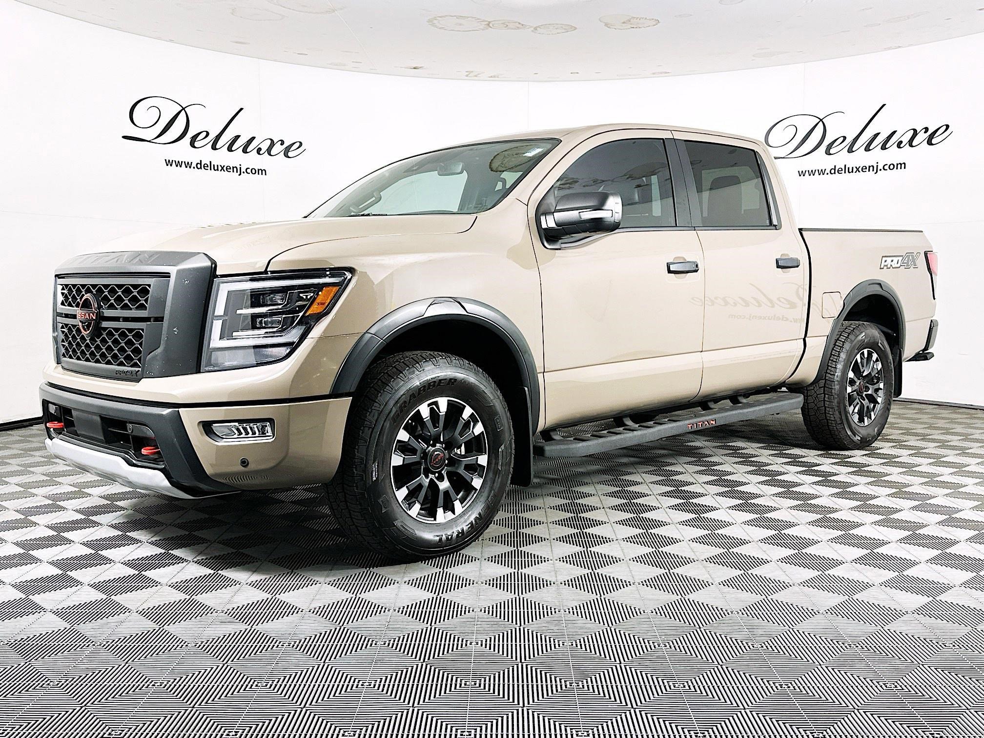 Used 2024 Nissan Titan PRO-4X w/ Pro-4x Convenience Package AWD/4WD image 3