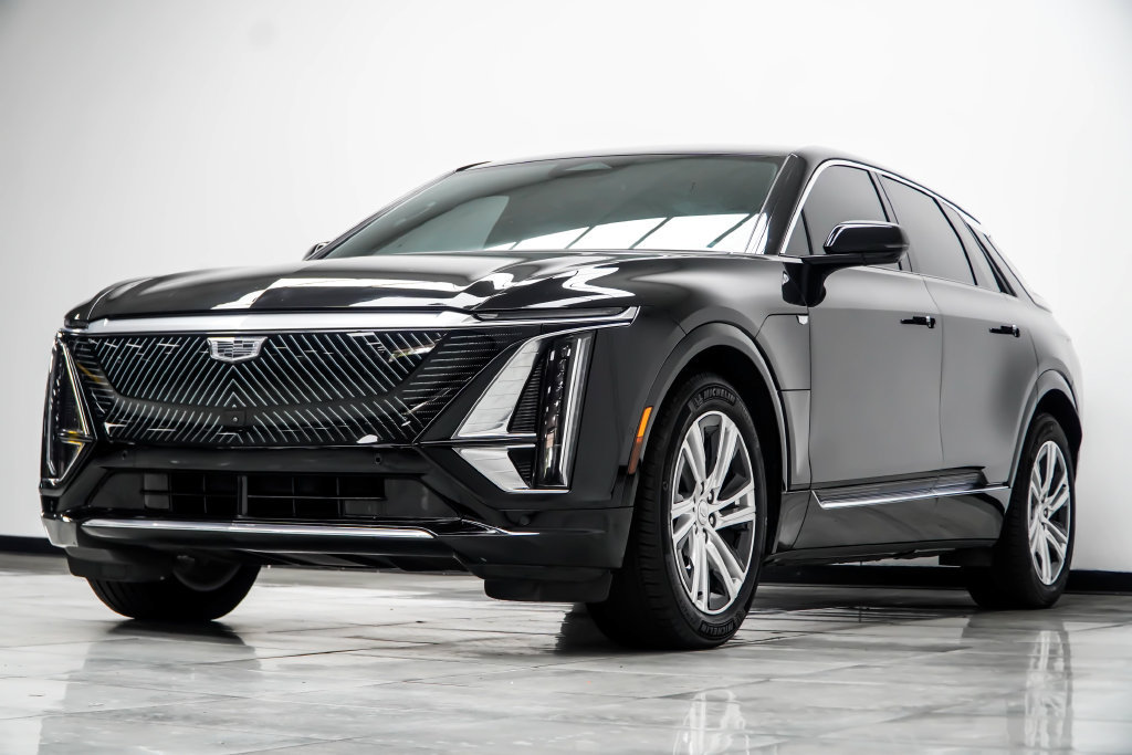 Used 2024 Cadillac Lyriq Tech w/ Driver Assist Package RWD image 12