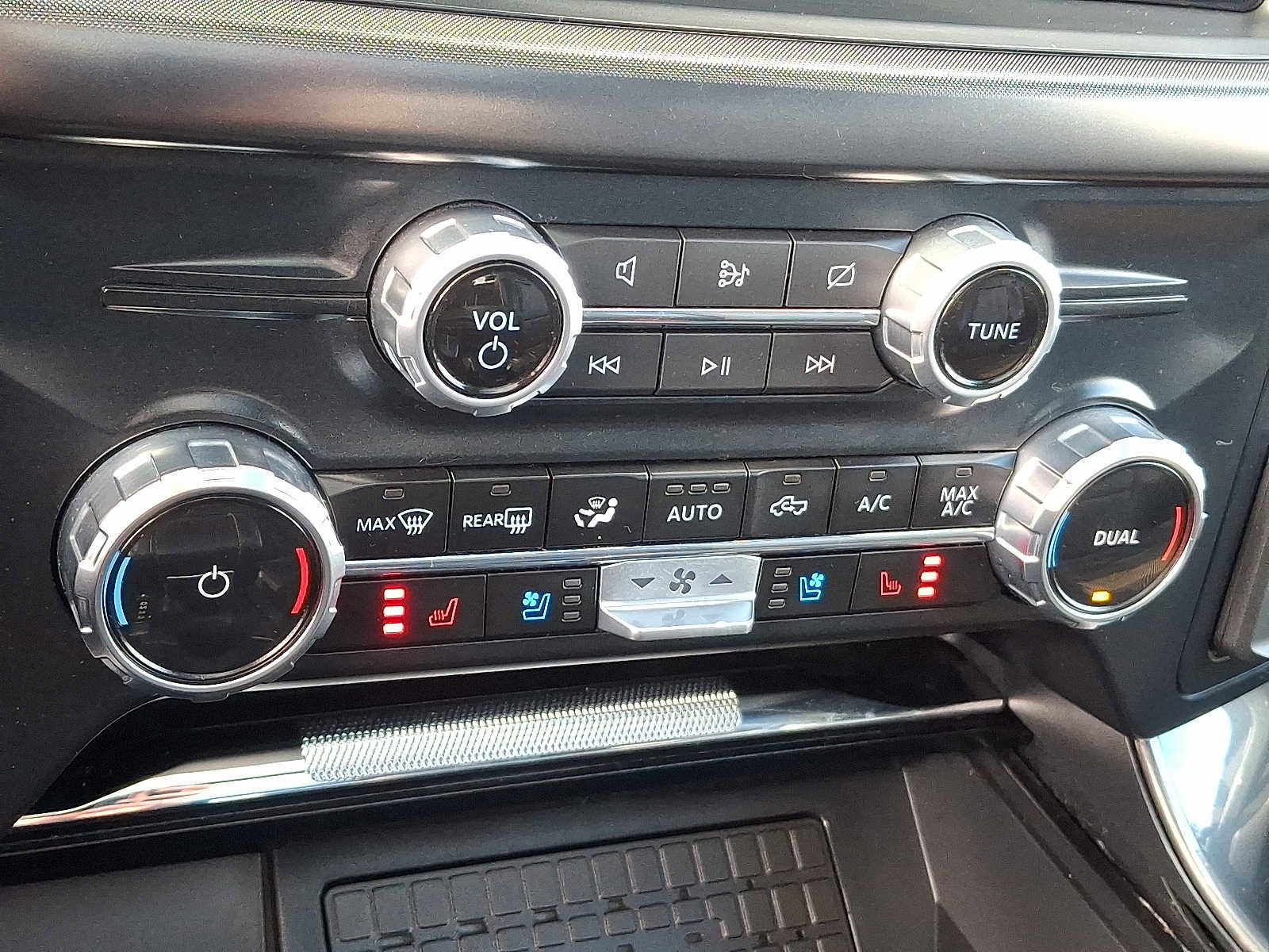 Used 2023 Ford F150 Tremor w/ Equipment Group 402A High image 11