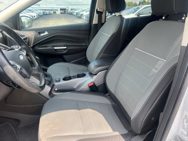 Used 2015 Ford Escape SE w/ Equipment Group 201A FWD image 18