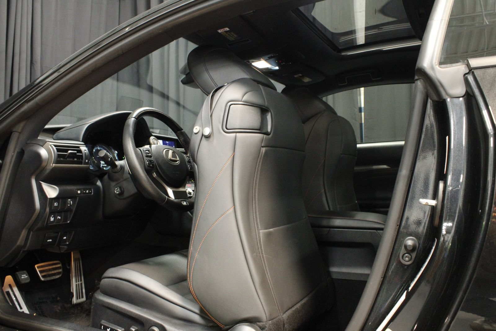 Used 2018 Lexus RC 300 AWD image 20