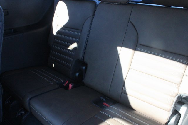 New 2026 GMC Acadia Denali Ultimate w/ LPO, Floor Liner Package image 24