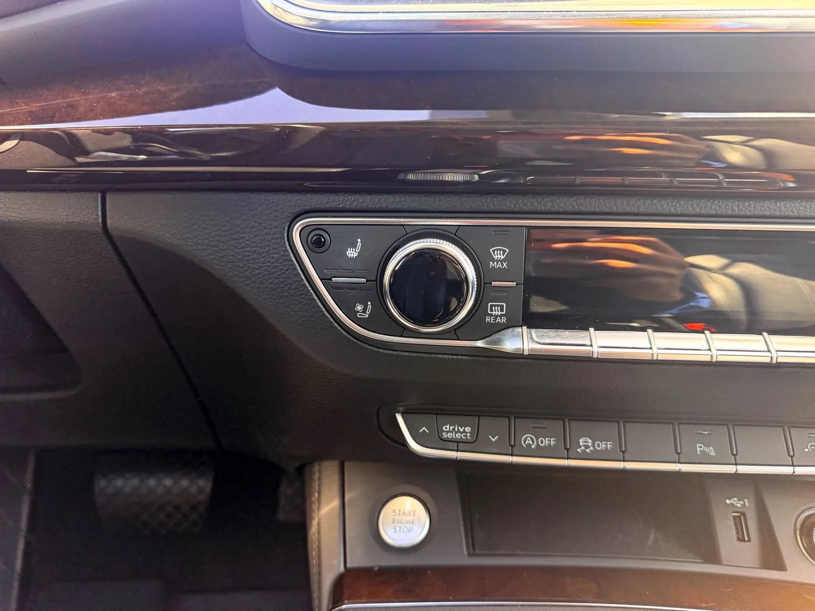 Used 2019 Audi Q5 2.0T Premium Plus w/ Premium Plus Package AWD/4WD image 29