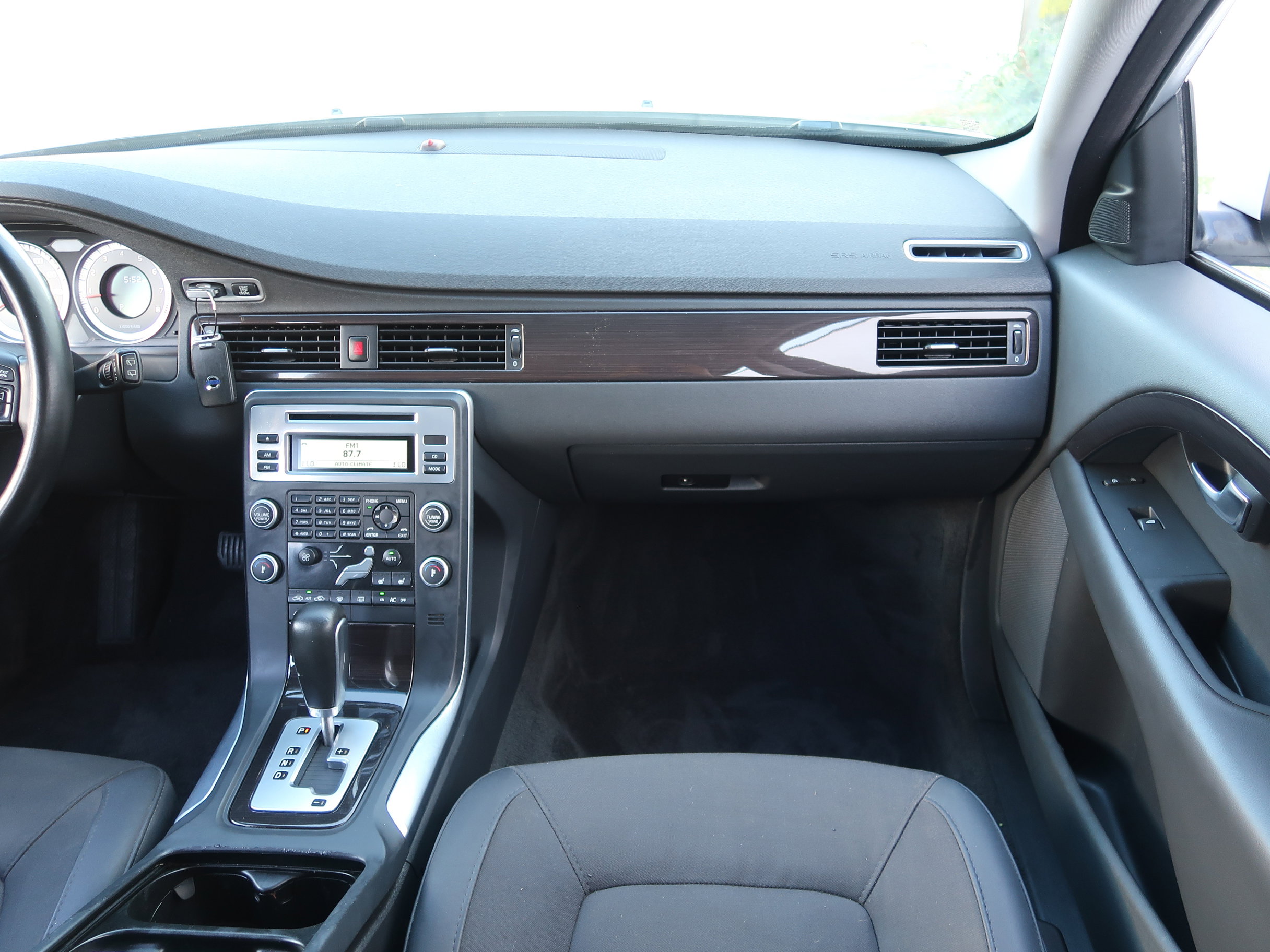 Used 2011 Volvo XC70 3.2 image 15