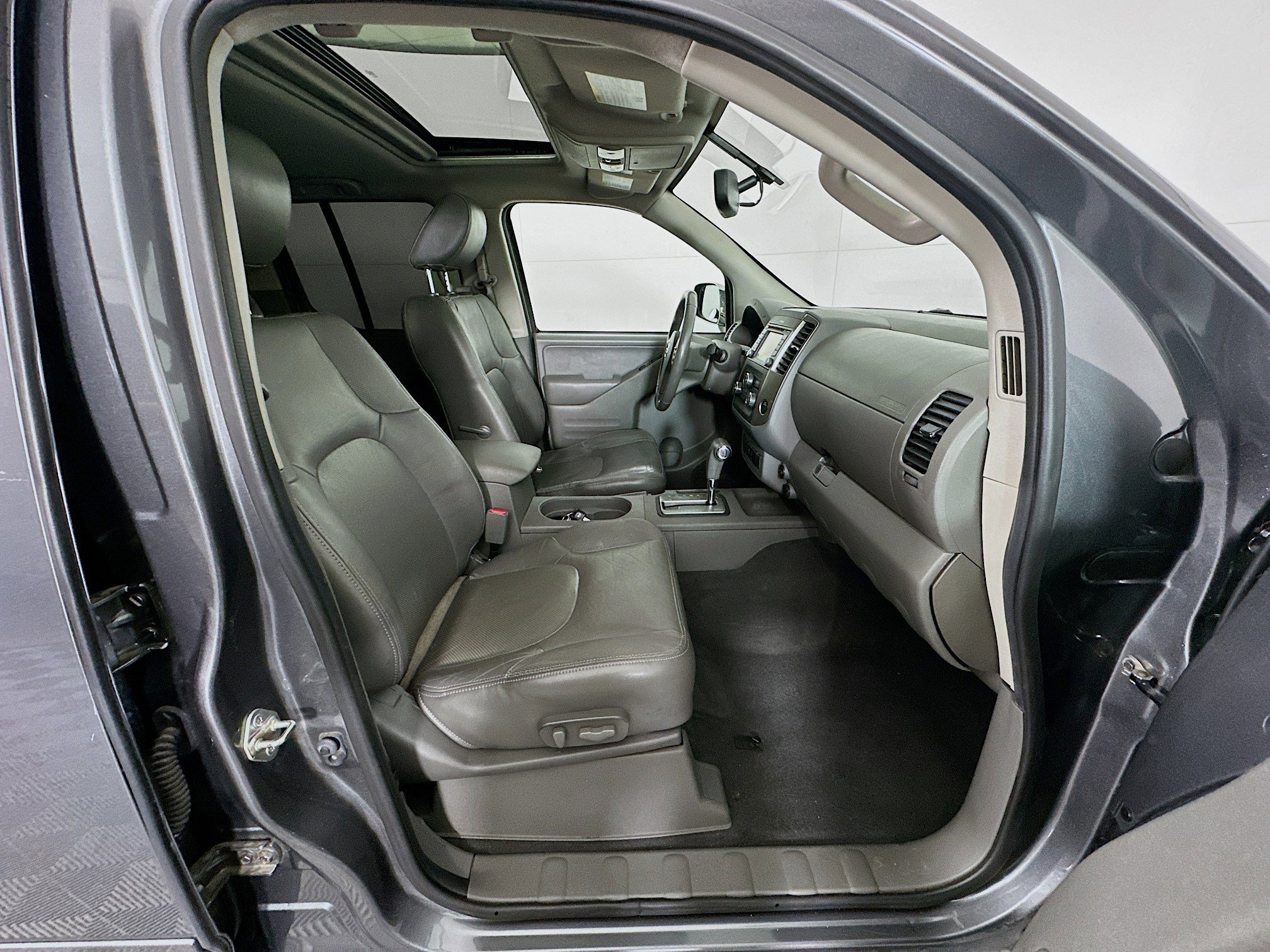 Used 2019 Nissan Frontier SL image 31