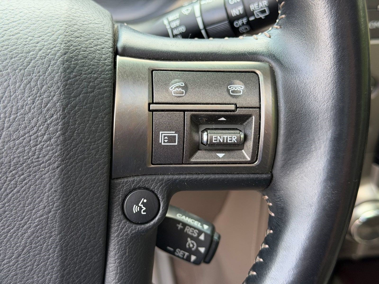 Used 2019 Lexus GX 460 Premium AWD/4WD image 32