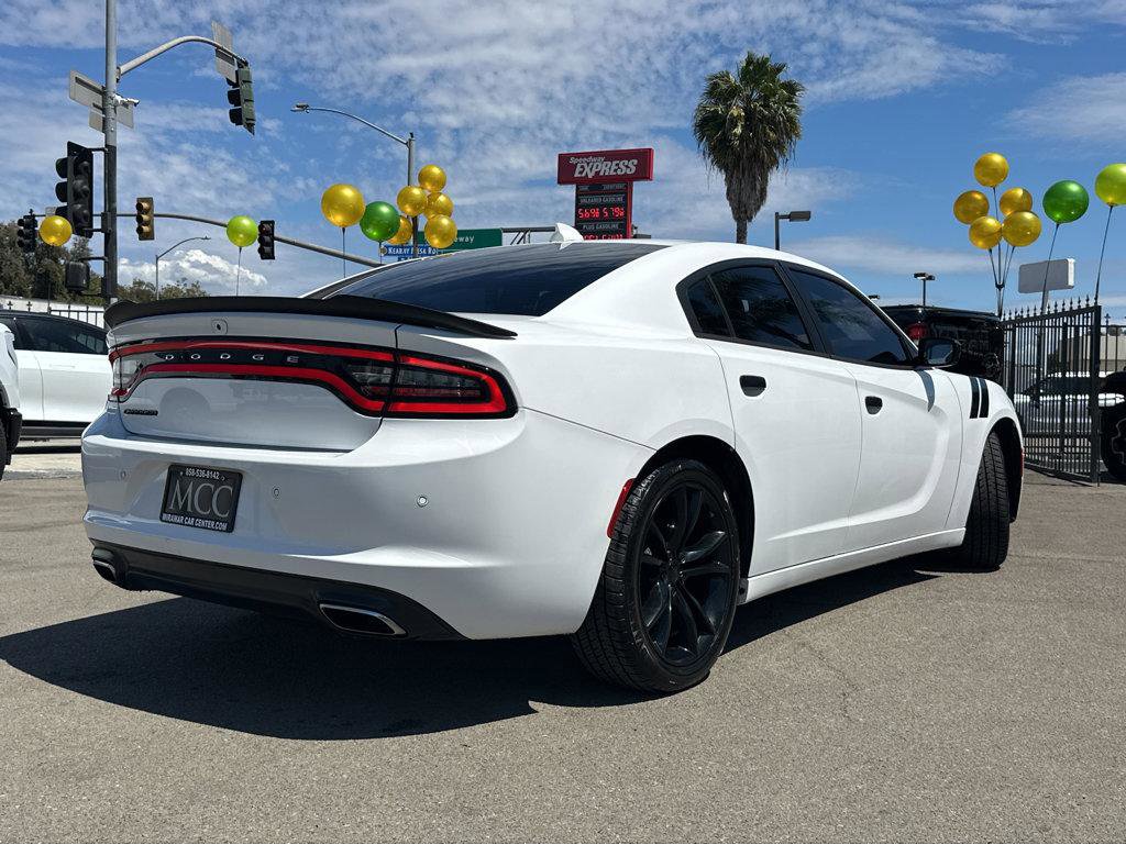 Used 2016 Dodge Charger SXT w/ Blacktop Package image 13