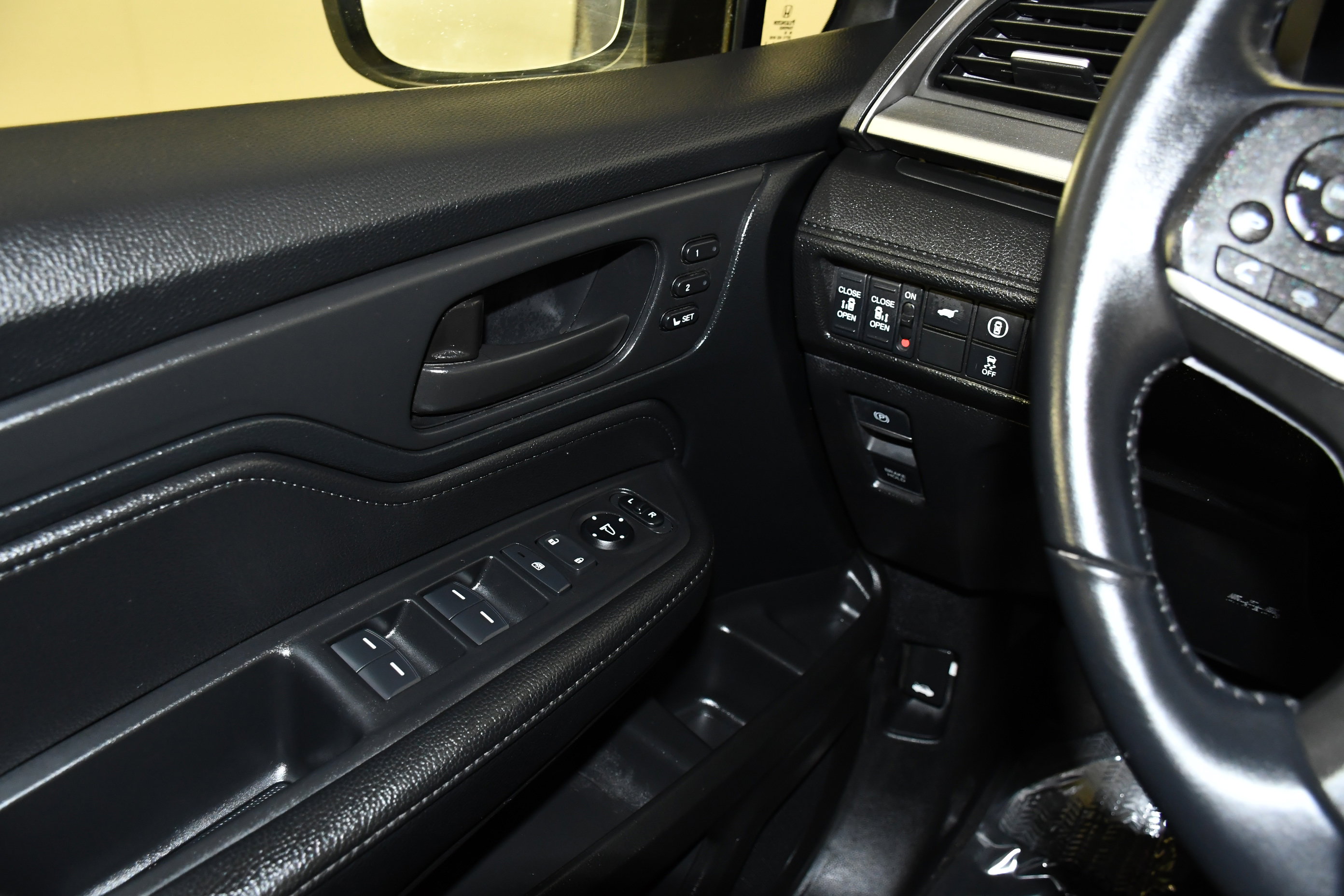 Used 2022 Honda Odyssey EX-L image 34