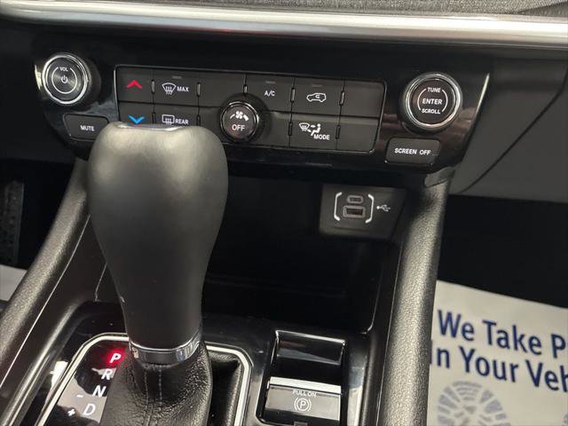 Certified 2024 Jeep Compass Latitude AWD/4WD image 32