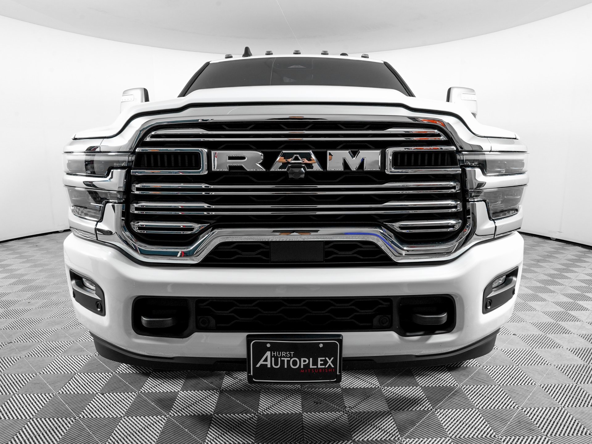 Used 2025 RAM 3500 Laramie w/ Max Tow Package image 2