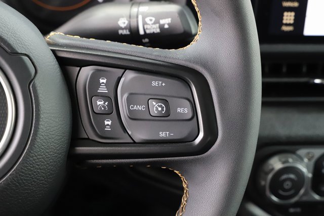 Used 2024 Jeep Gladiator Sport image 23