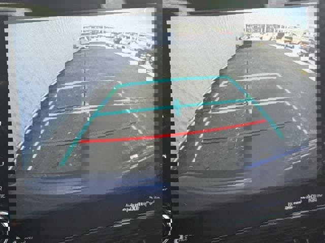 Used 2021 Toyota Corolla XLE w/ Carpet Mat Package (TMS) image 18