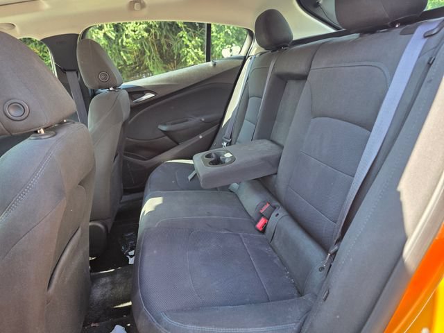 Used 2017 Chevrolet Cruze LT w/ Sun And Sound Package FWD image 8