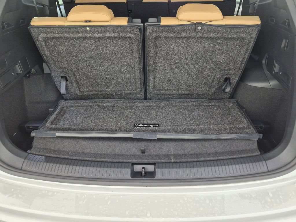 Used 2023 Volkswagen Tiguan SE FWD image 30