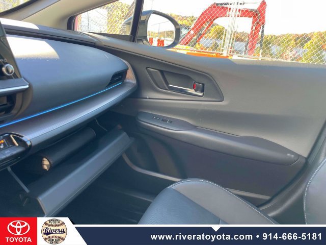 Used 2023 Toyota Prius XLE AWD/4WD image 32