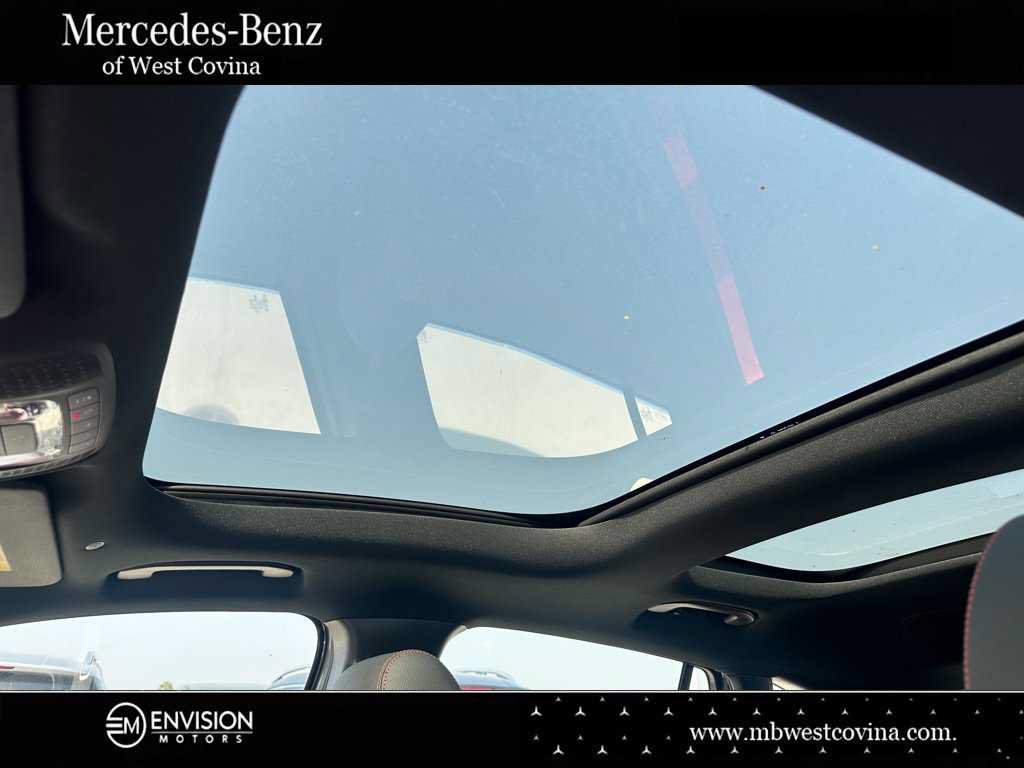 New 2025 Mercedes-Benz GLA 35 AMG 4MATIC image 22