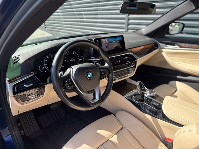 Used 2019 BMW 530i xDrive AWD/4WD image 4