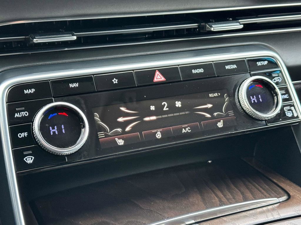 Used 2024 Genesis GV80 2.5T image 14