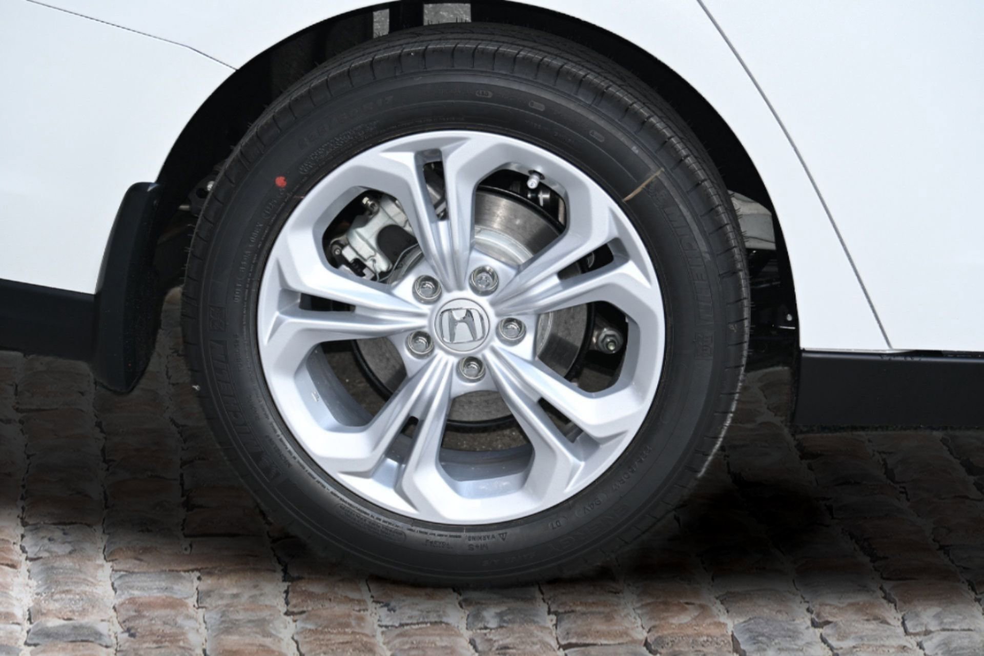 New 2025 Honda Accord LX image 37