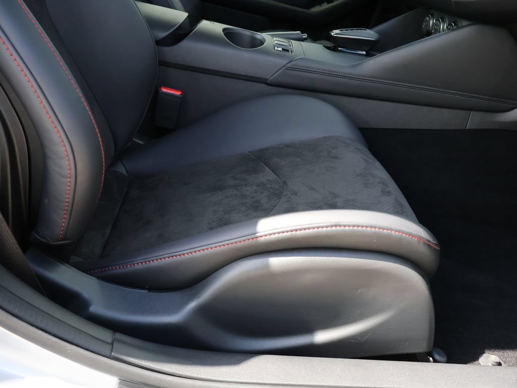 Used 2025 Nissan Z NISMO w/ Floor Mat Package RWD image 29