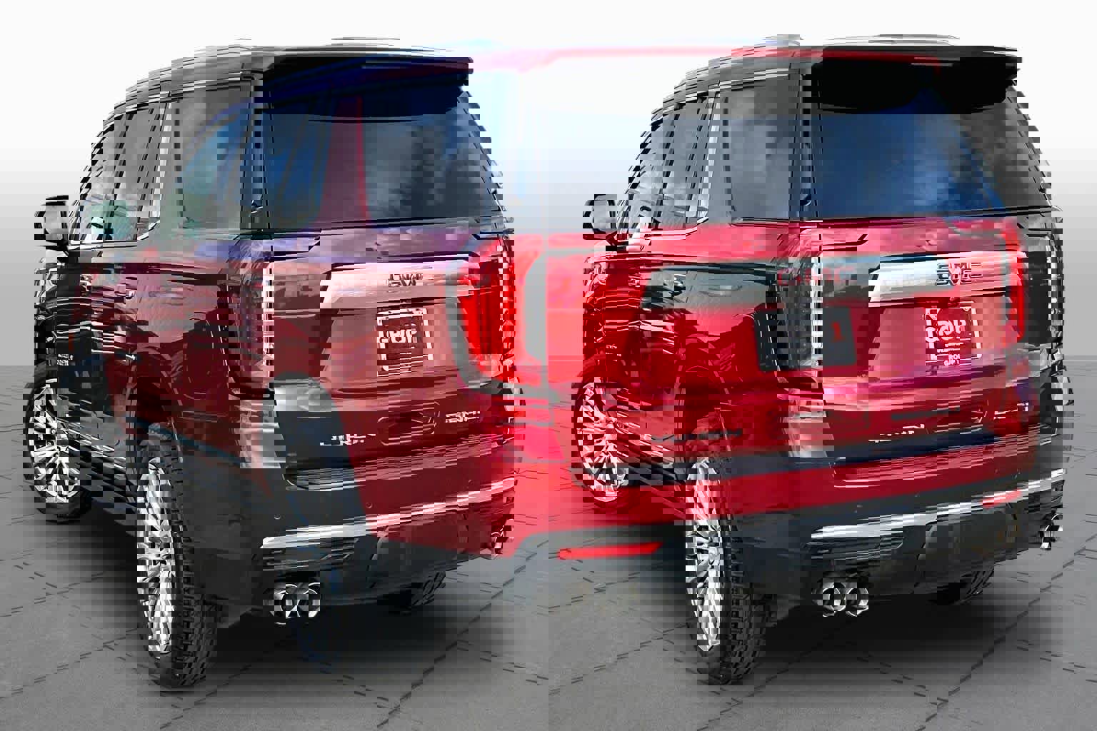 Used 2022 GMC Yukon Denali w/ Denali Premium Package image 12