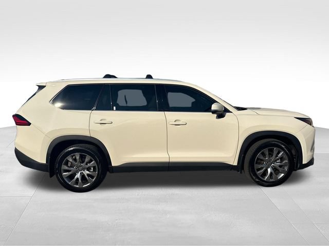 Used 2024 Toyota Grand Highlander AWD Hybrid image 6