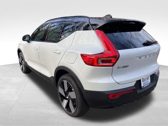 New 2026 Volvo EX40 Plus w/ Climate Package RWD image 5