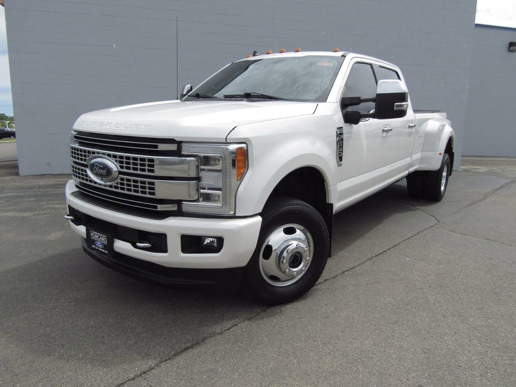 Used 2019 Ford F350 Platinum w/ Platinum Ultimate Package AWD/4WD image 48