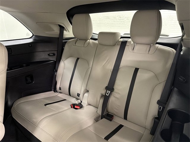 Used 2024 MAZDA CX-90 3.3 Turbo w/ Premium Package image 17