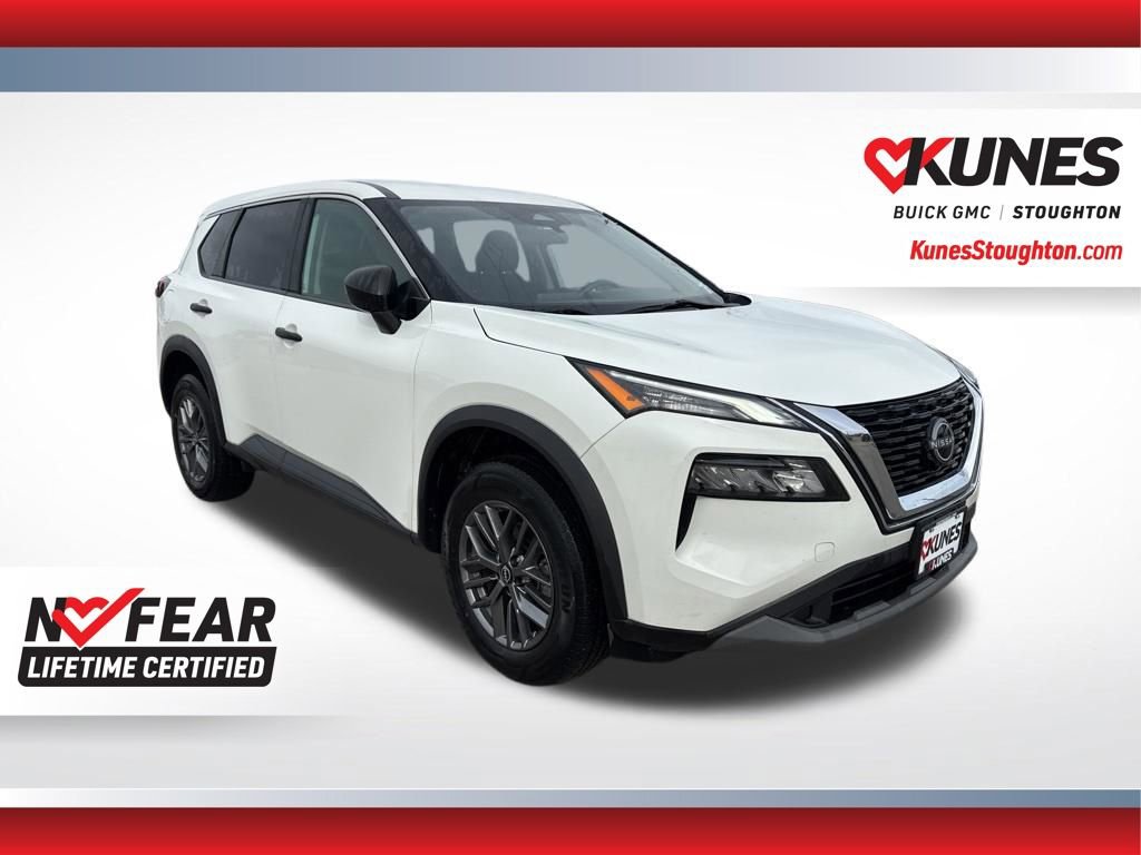 Used 2023 Nissan Rogue S image 1