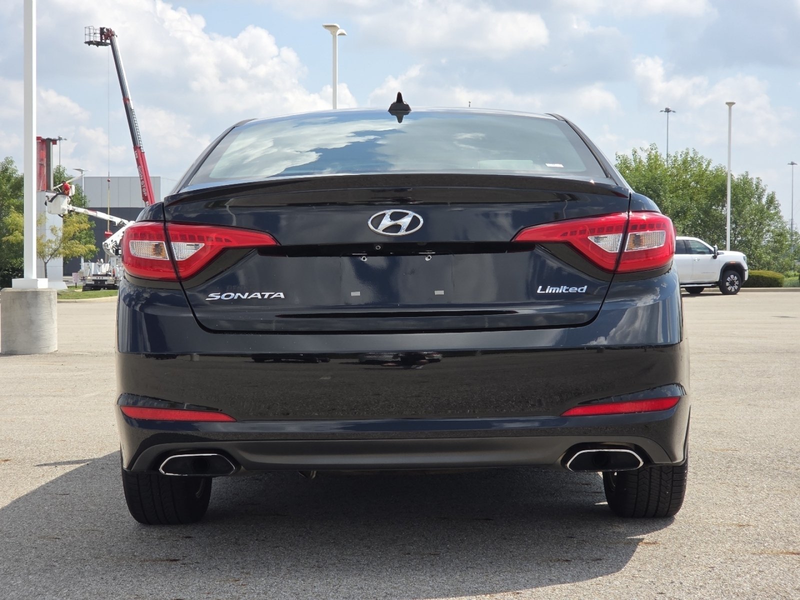 Used 2017 Hyundai Sonata Limited FWD image 16