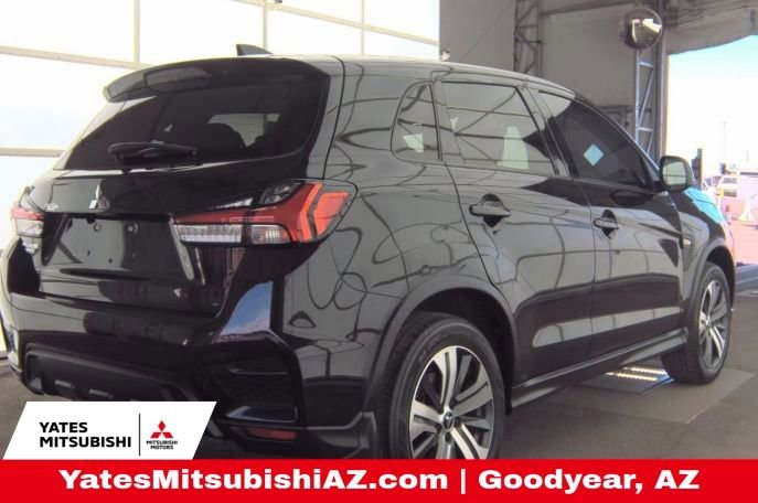 Used 2022 Mitsubishi Outlander Sport ES image 2