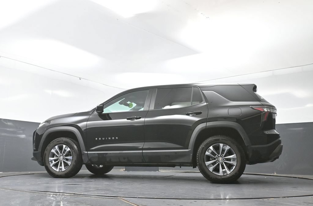 Used 2026 Chevrolet Equinox LT AWD/4WD image 54