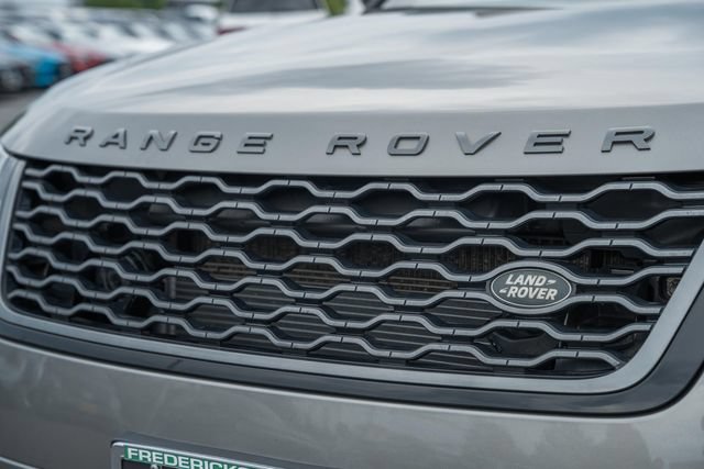 Used 2018 Land Rover Range Rover Velar R-Dynamic HSE AWD/4WD image 11