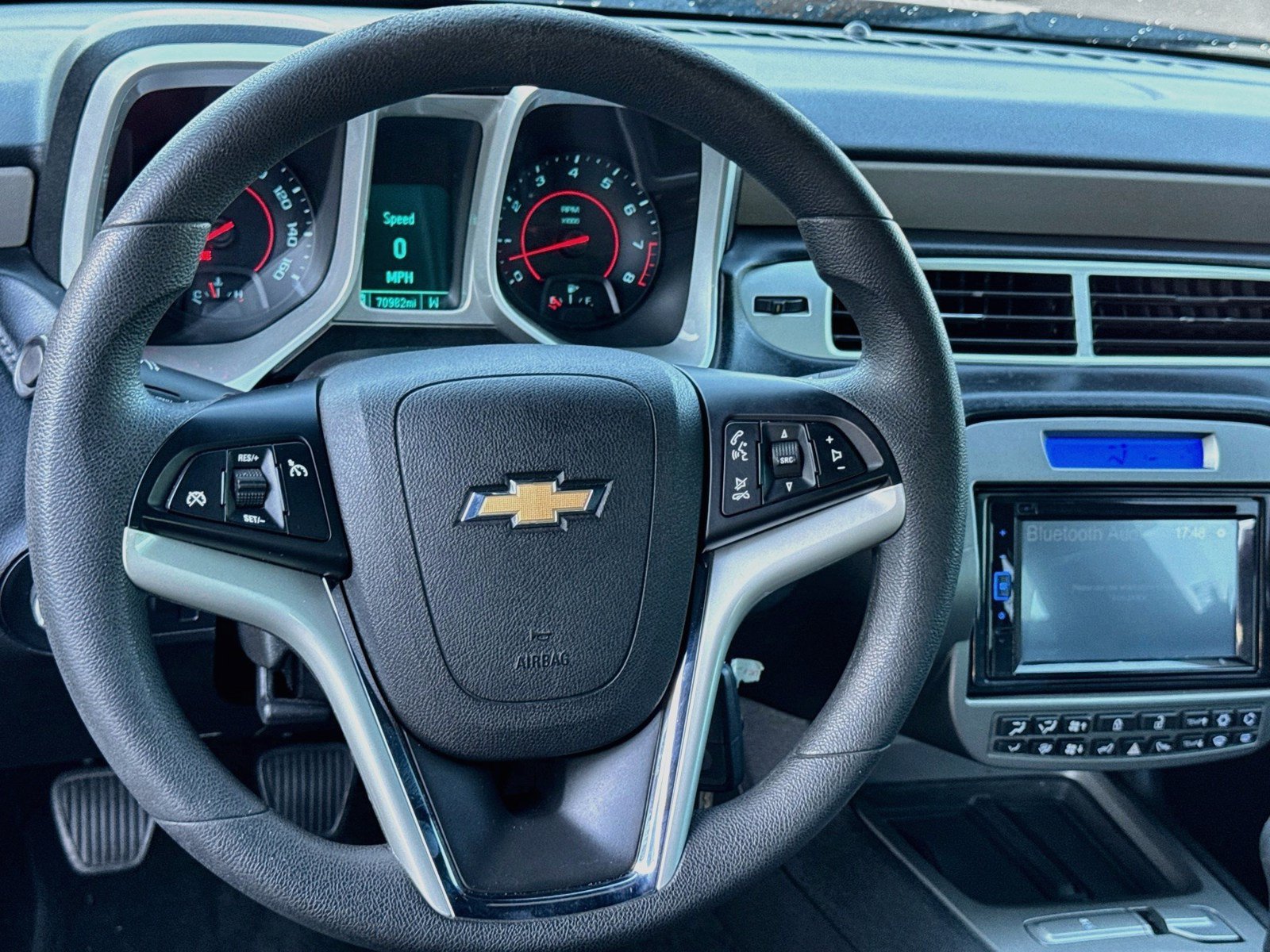 Used 2015 Chevrolet Camaro LS RWD image 12