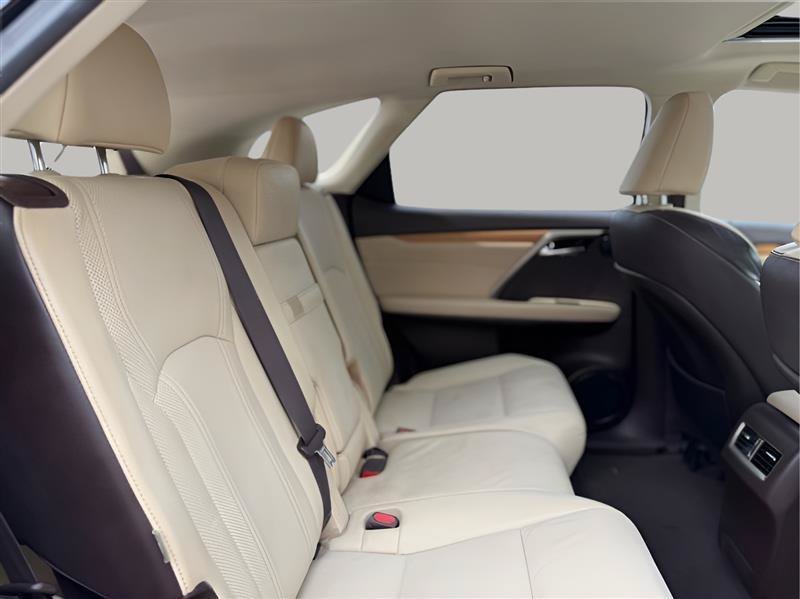 Used 2018 Lexus RX 350L FWD w/ Premium Package image 26