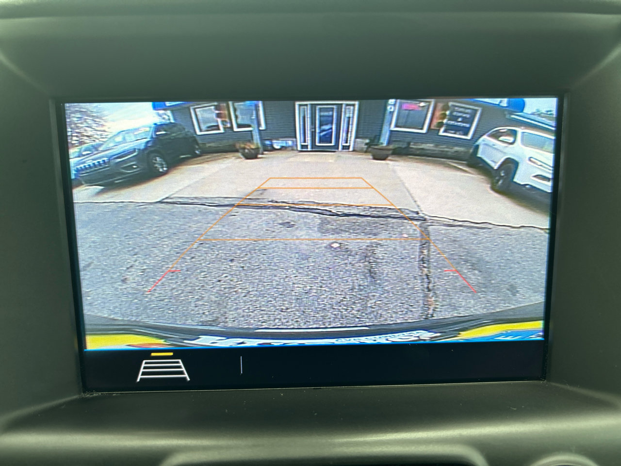 Used 2018 GMC Terrain SLT w/ Preferred Package image 14
