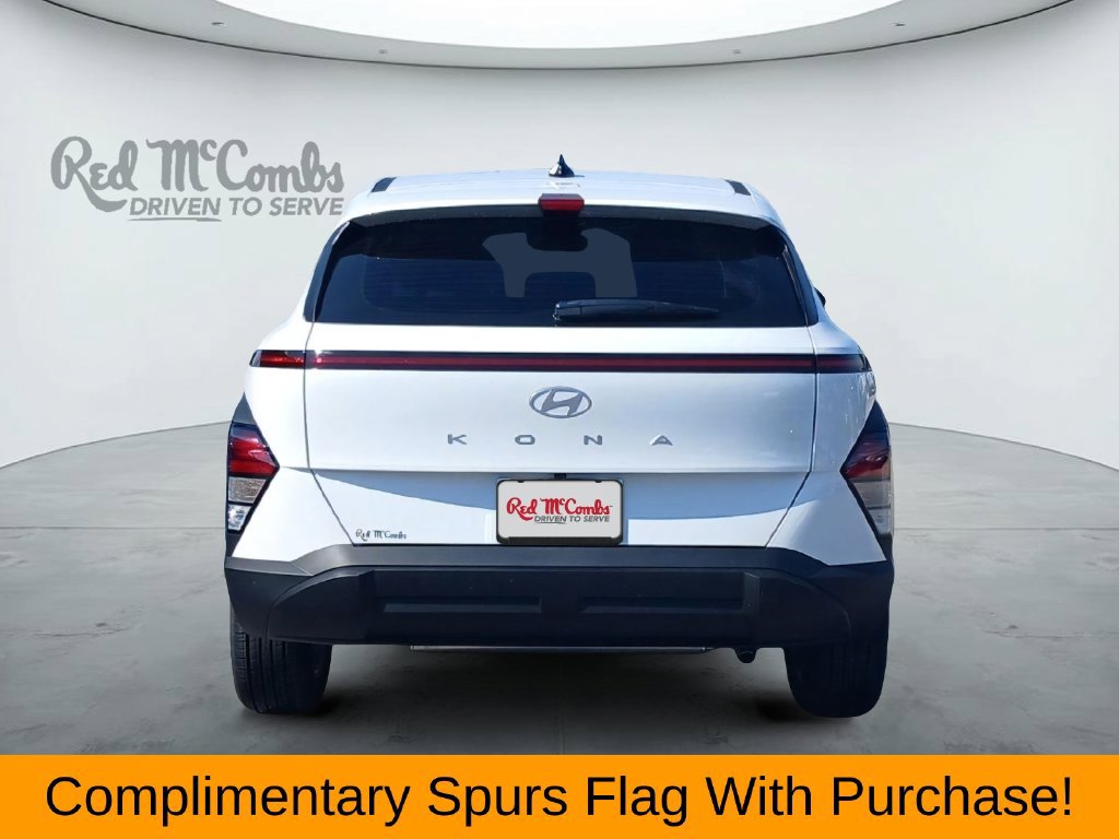 New 2027 Hyundai Kona SE FWD image 4