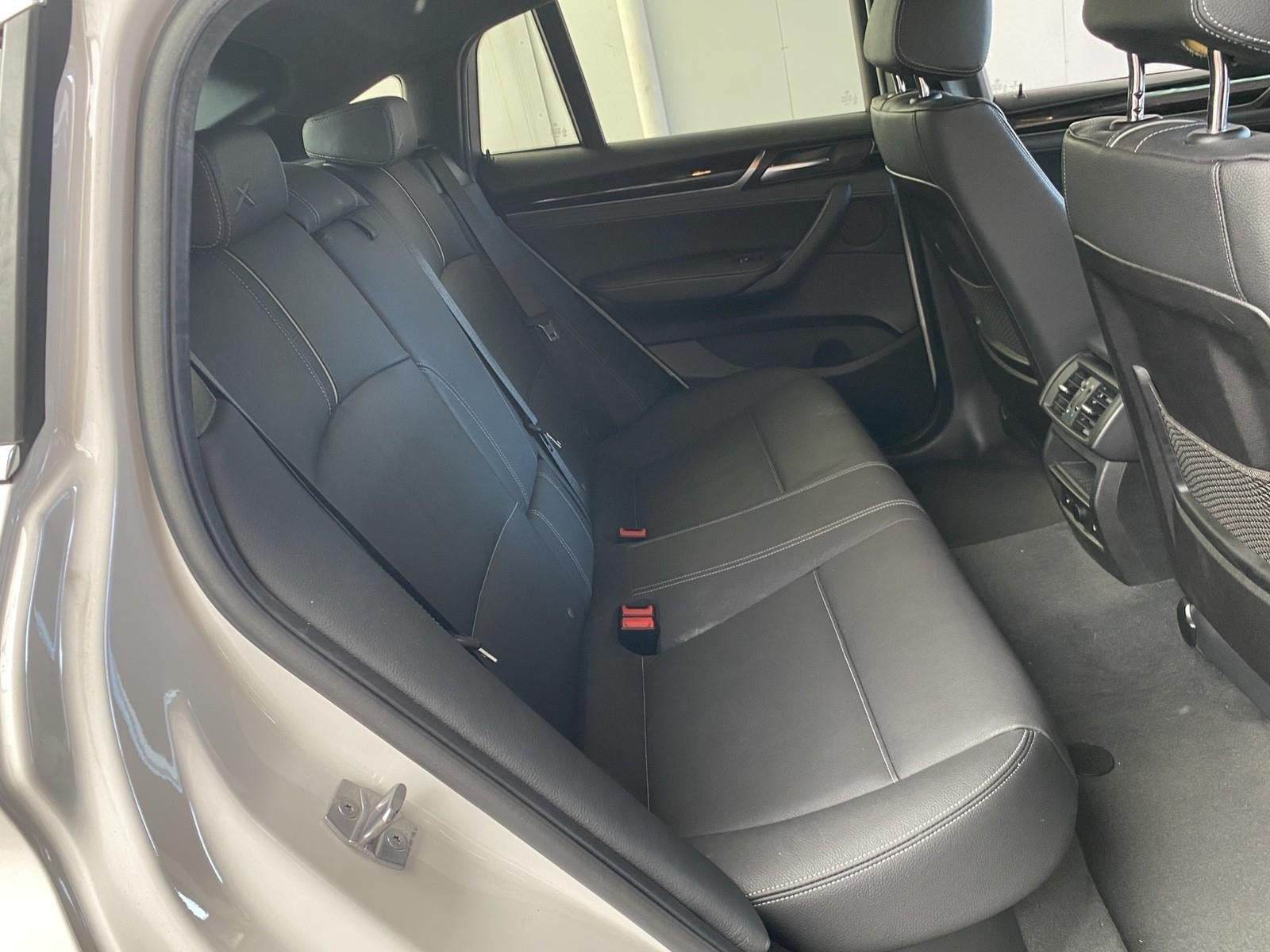 Used 2018 BMW X4 xDrive28i AWD/4WD image 12
