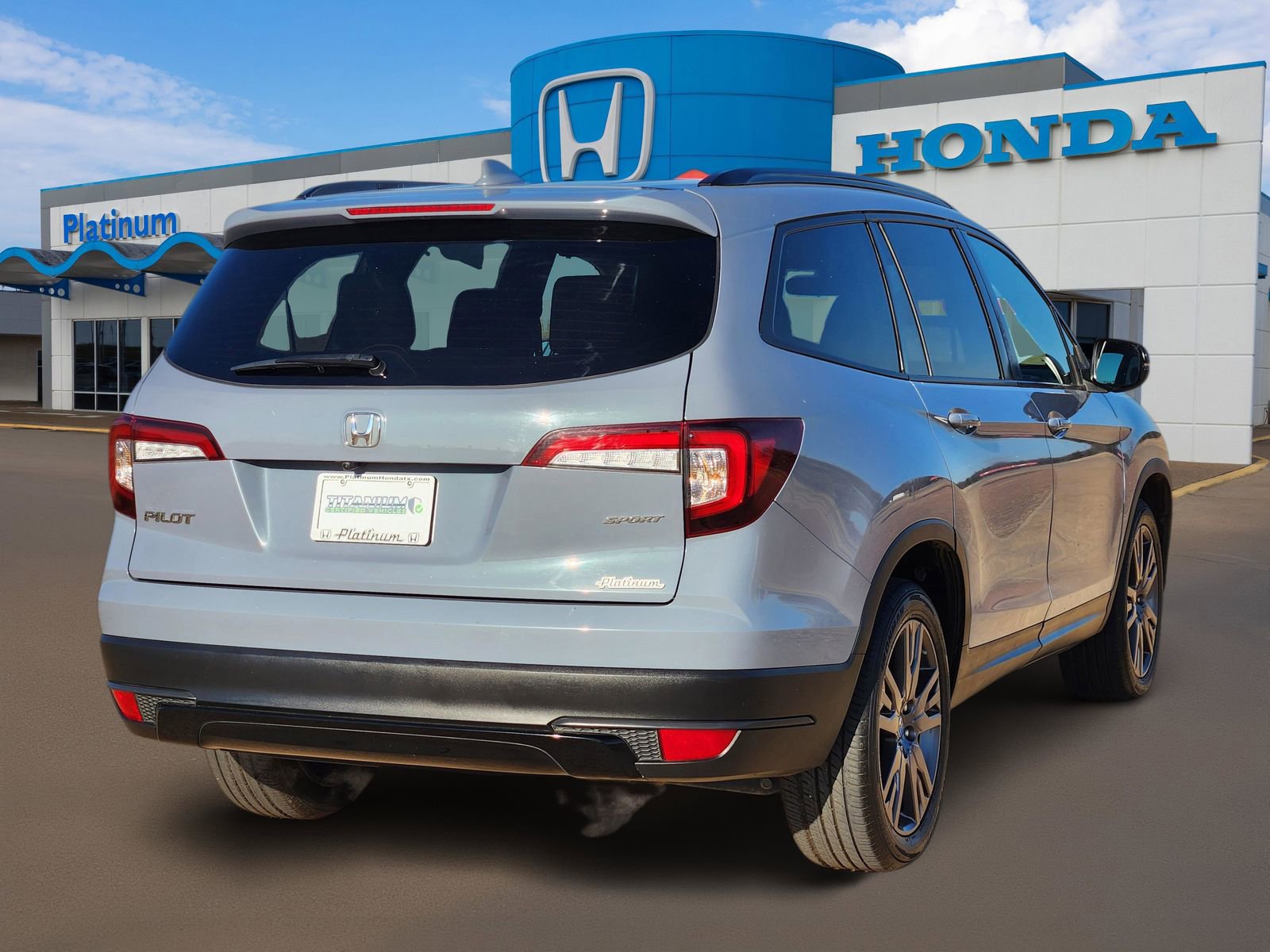 Used 2022 Honda Pilot Sport image 4